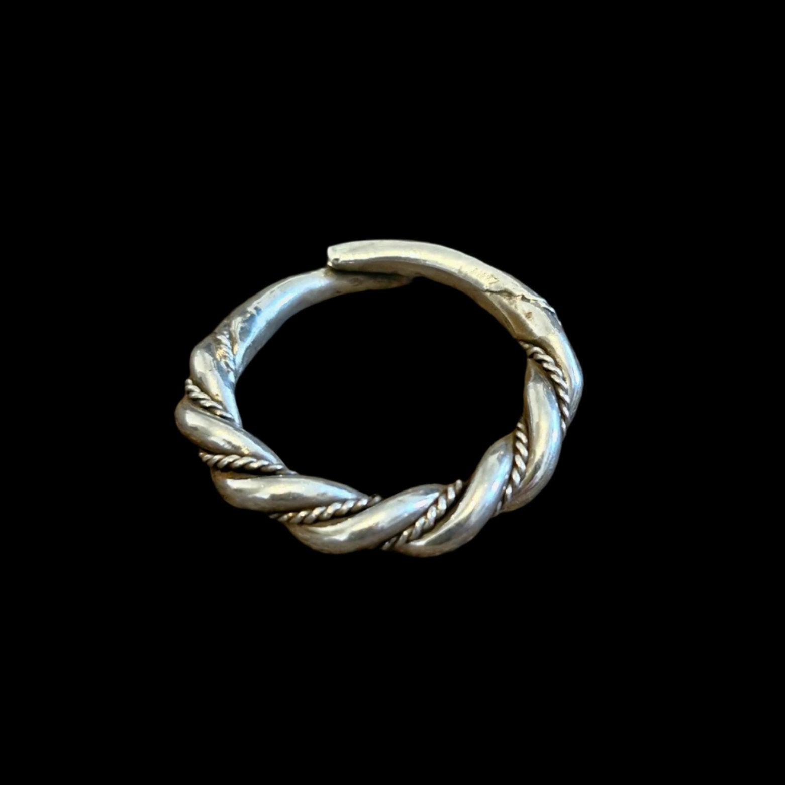 Adjustable Ring