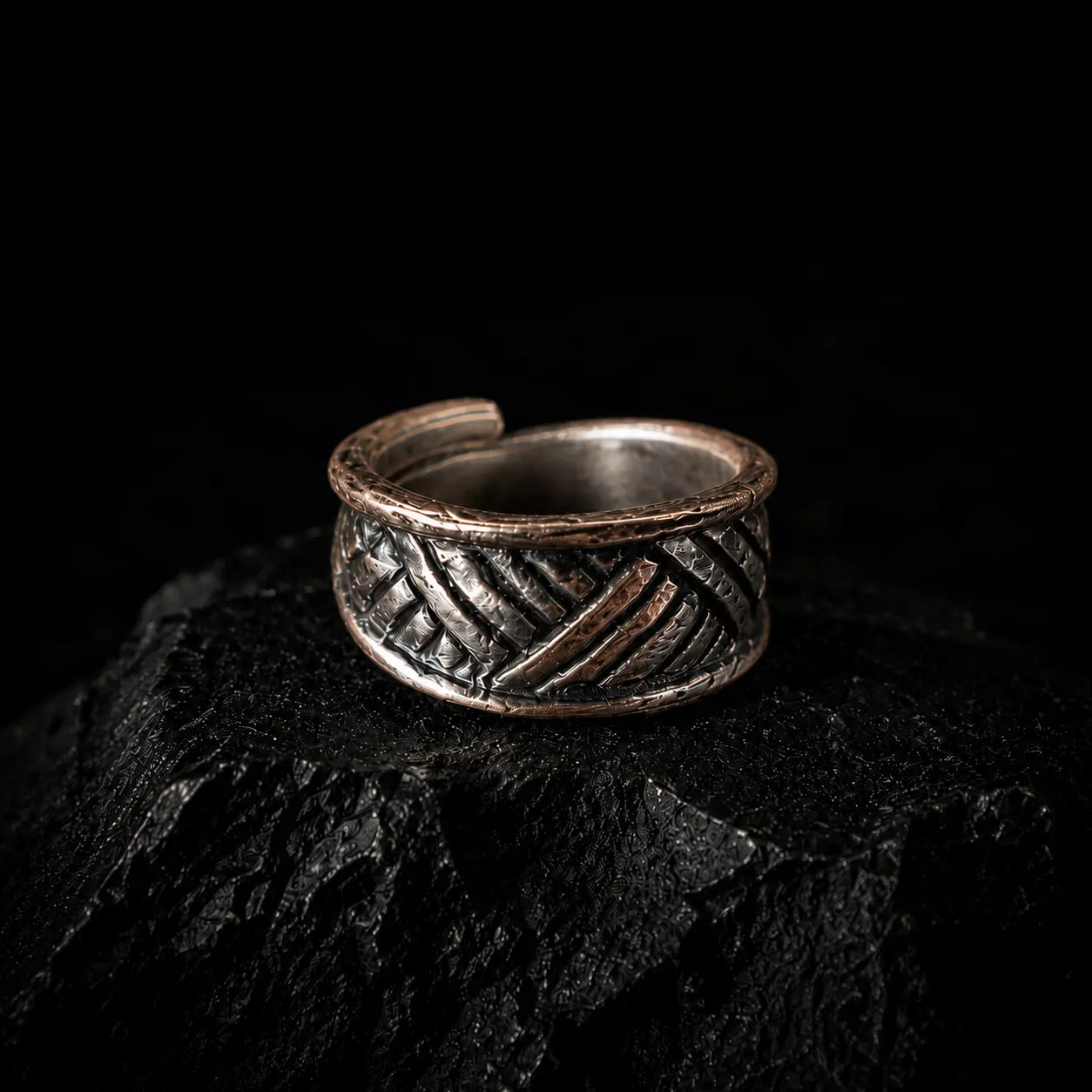 Crosshatch Viking Ring in Bronze