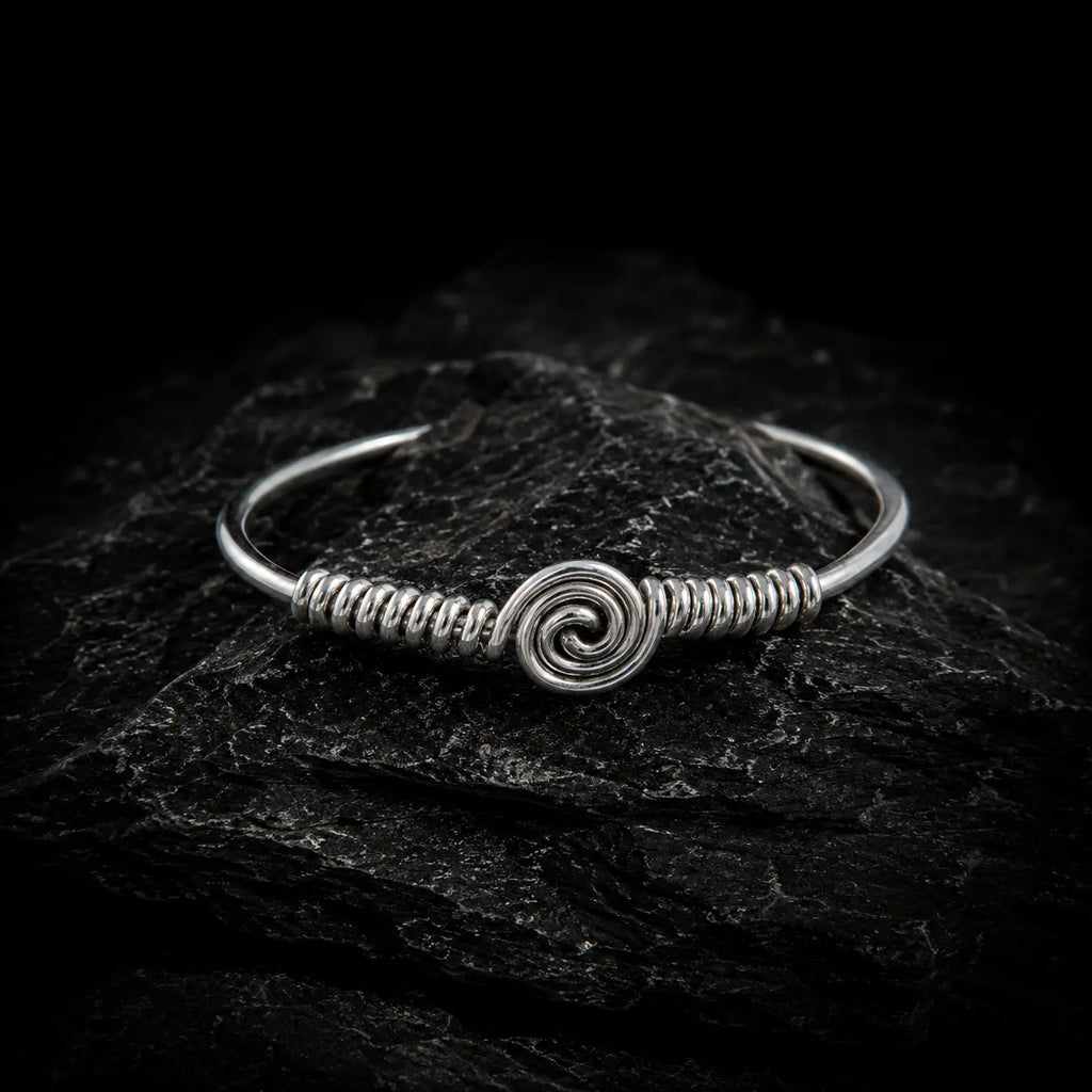 Spiral Armring in Sterling Silver