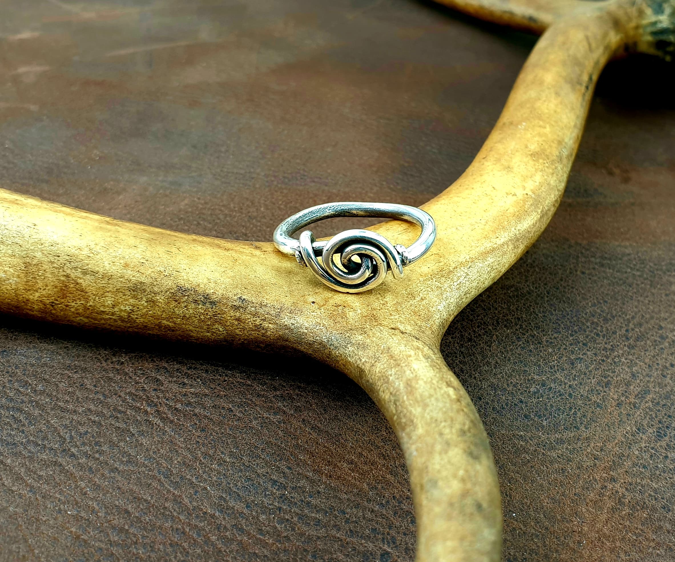 Wire spiral ring in sterling silver