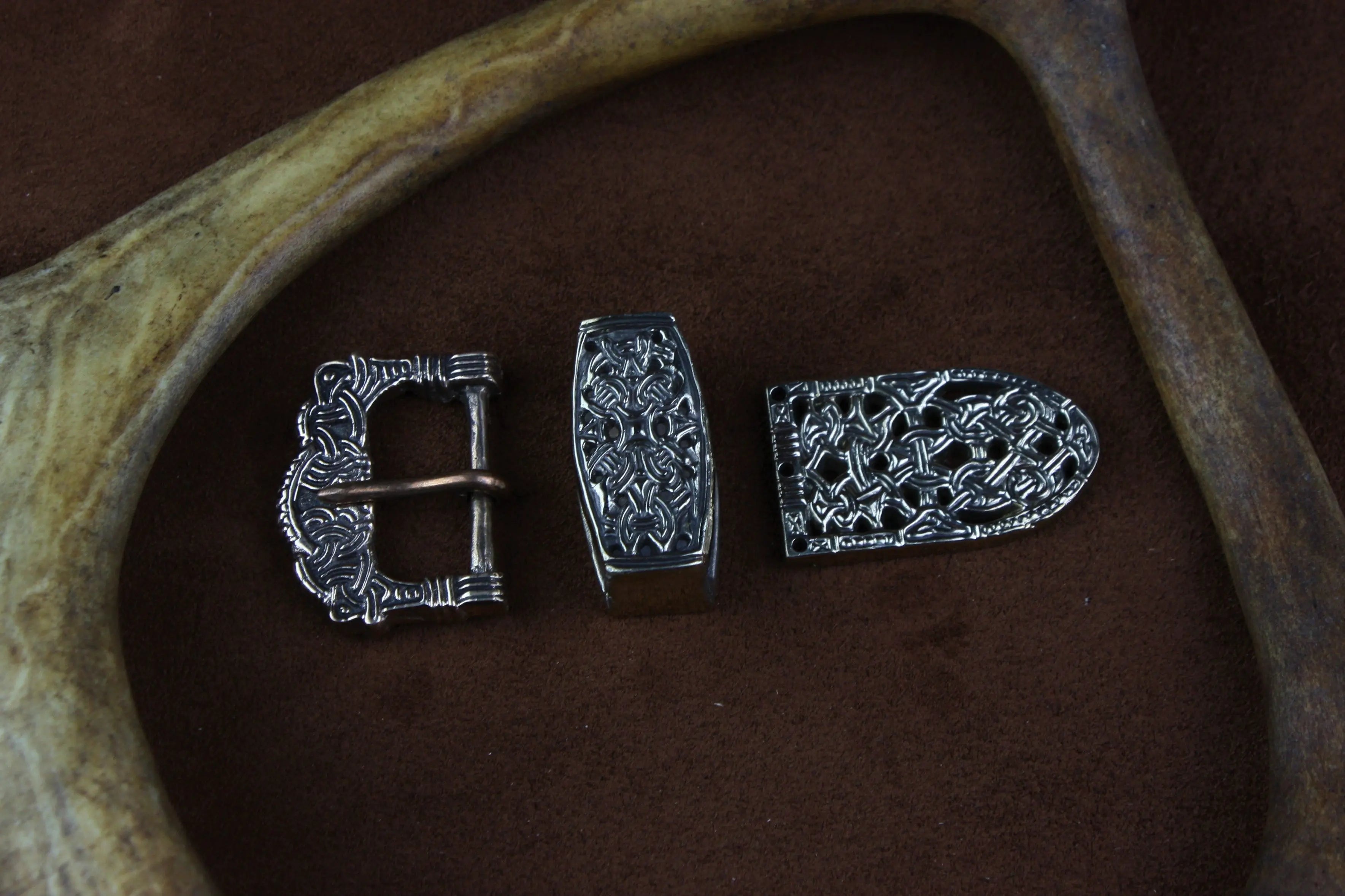 Viking Belt Fittings in Bronze 