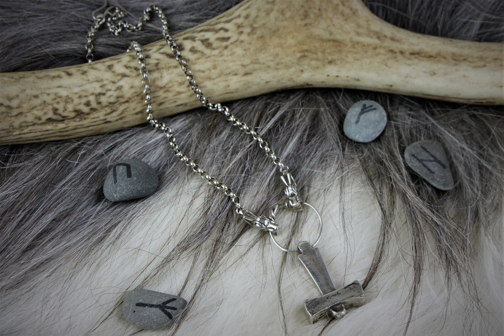 Mjolnir In Silver