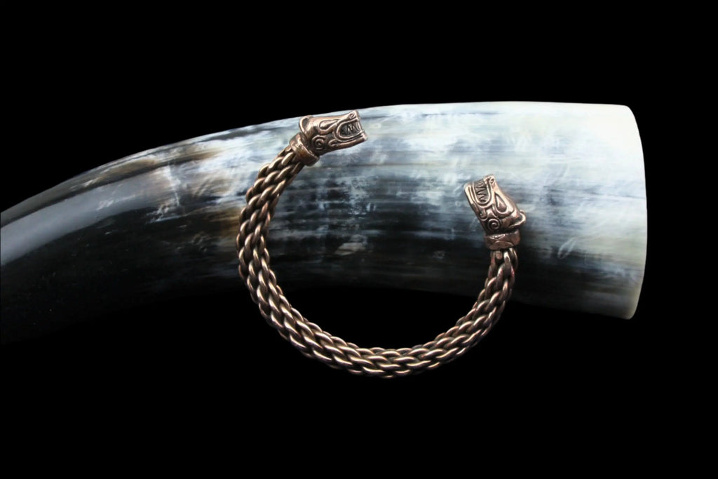 Bear Arm Ring